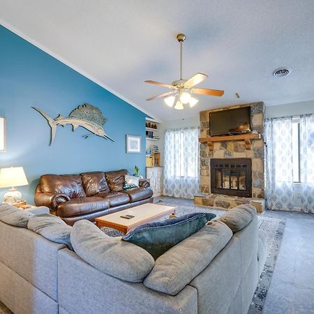 Pet-Friendly Wilmington Home With Fenced Yard! Exterior photo